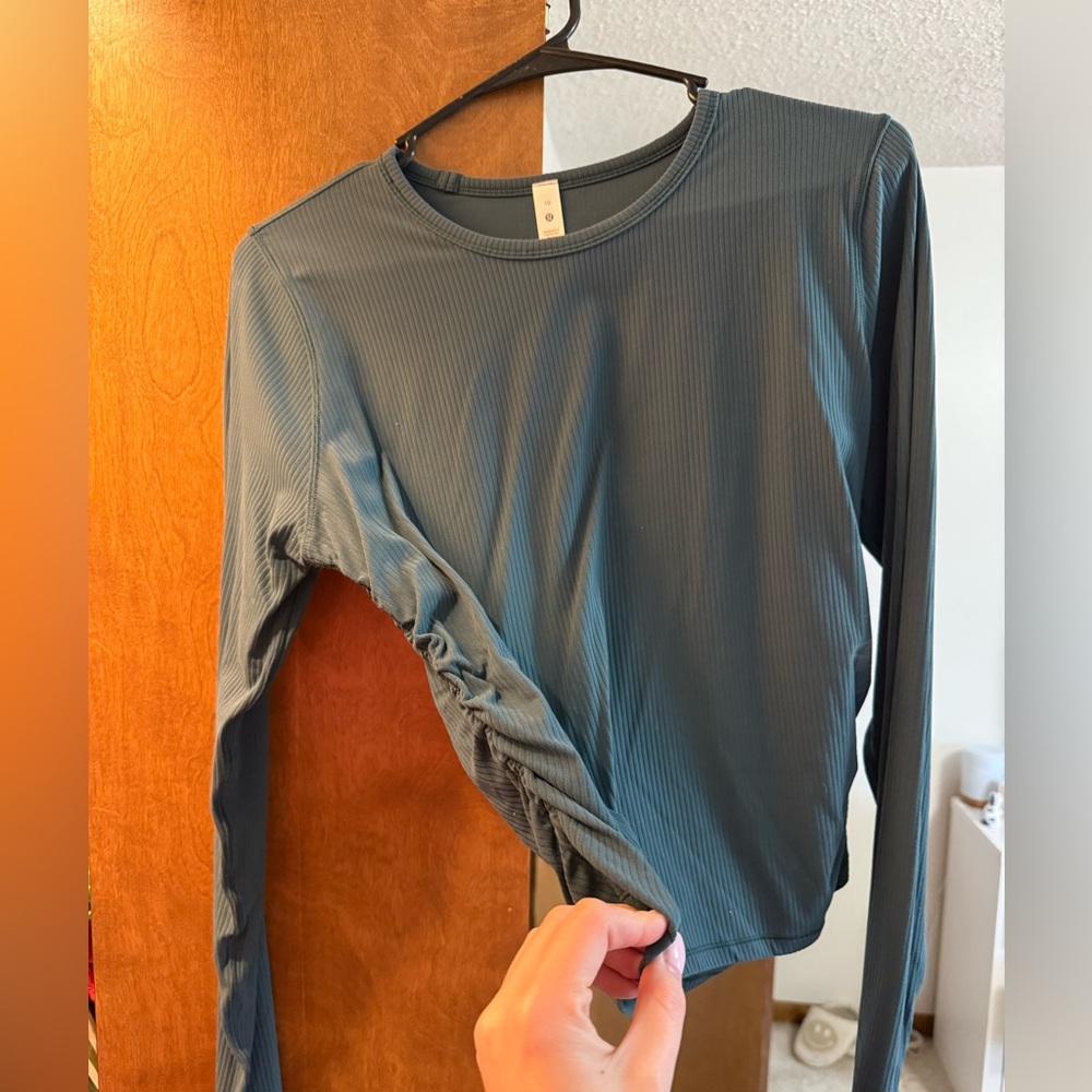 Lululemon cinch waist top